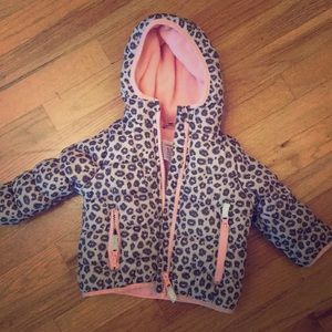 NWOT Carter’s Puffer Jacket •  Size 6-9 months